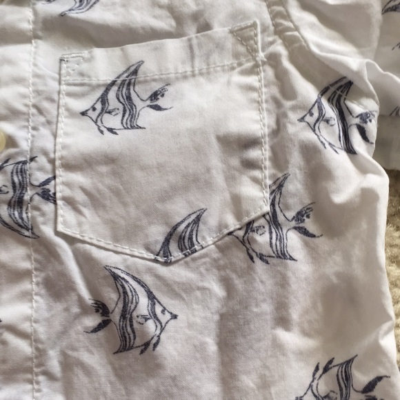 Fish Print S/S Button Down - Picture 4 of 4